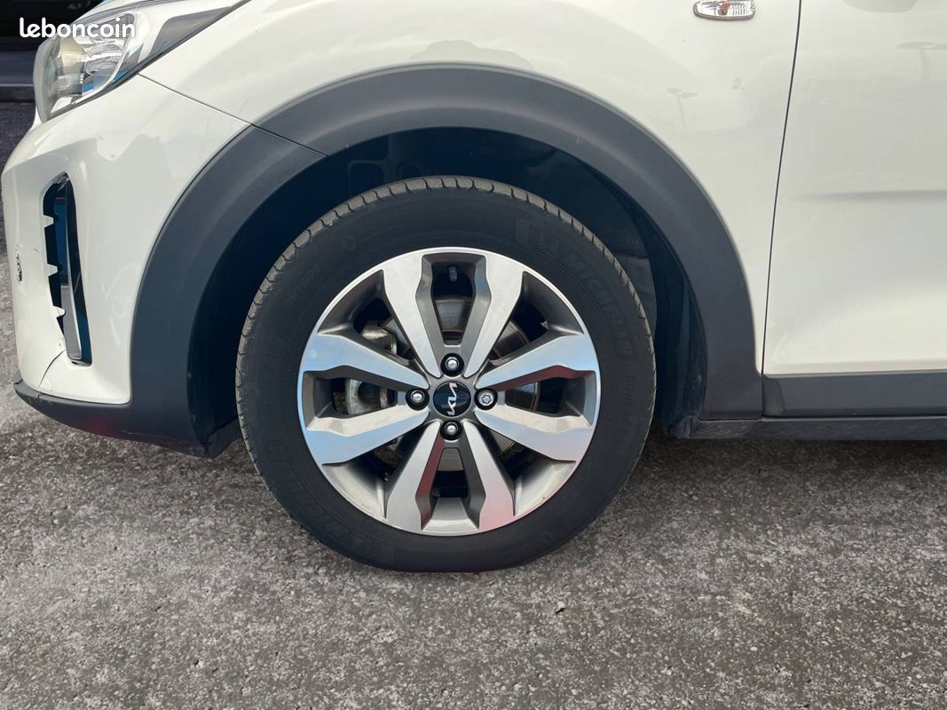 KIA Stonic 1.0 T-GDi 120 ch ISG BVM6 Active (image 14)