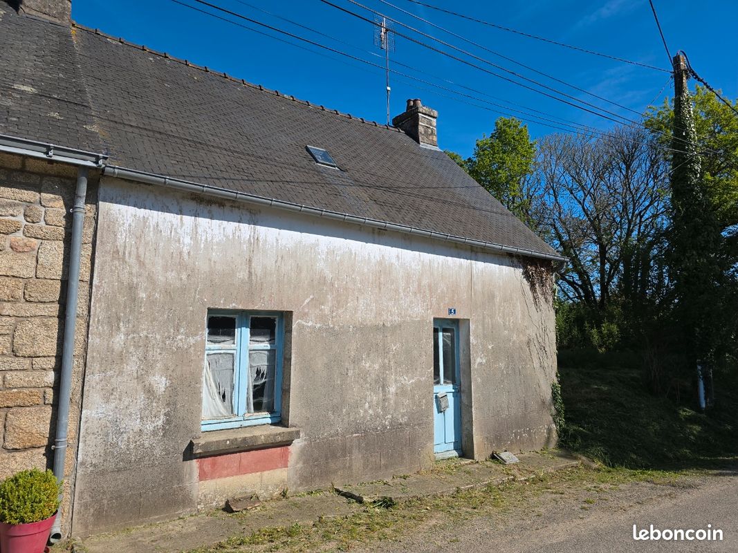 Maison 3 pièces 65 m² · à Lanvénégen · 65 m² · 69 000 €