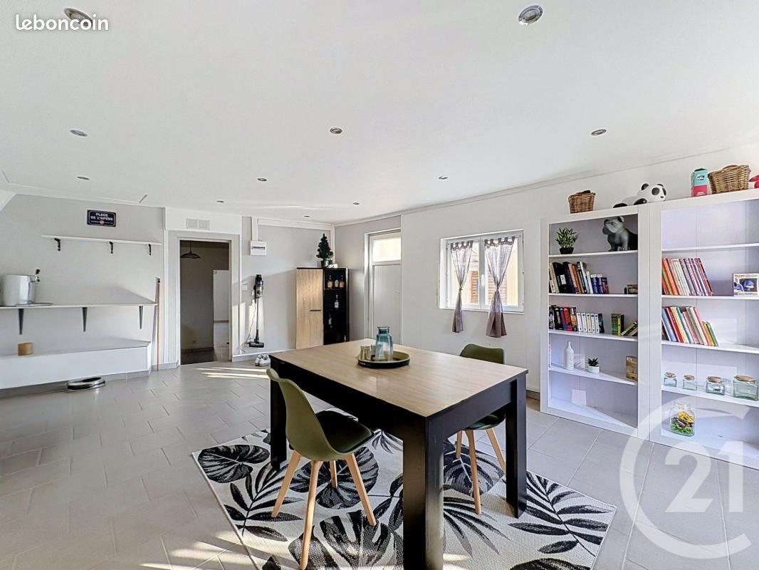Maison 5 pièces 121 m² · à Saint-Phal · 121 m² · 157 000 €