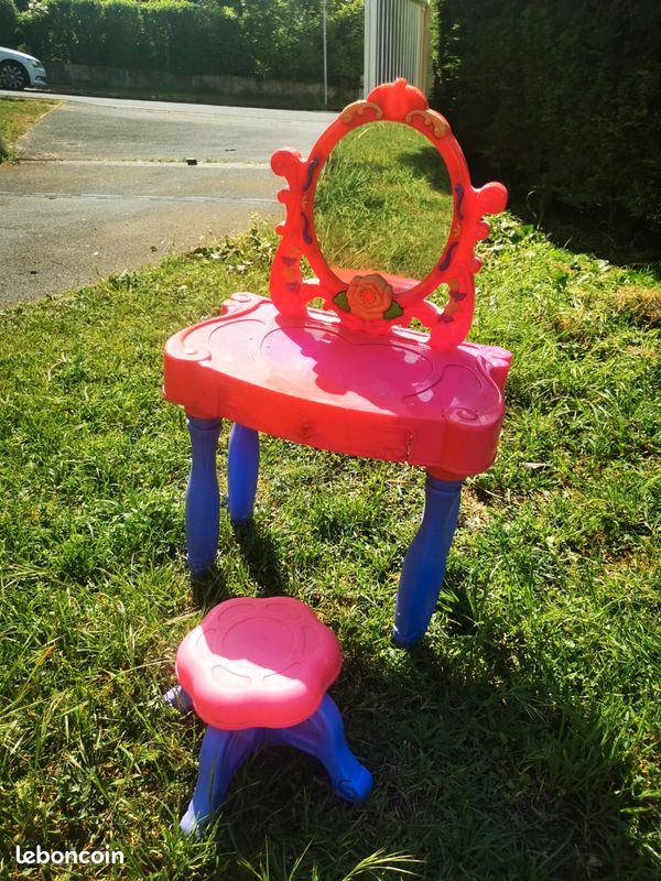 Coiffeuse enfant (image 1)