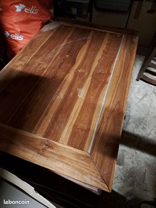 Table de salon (image 1)