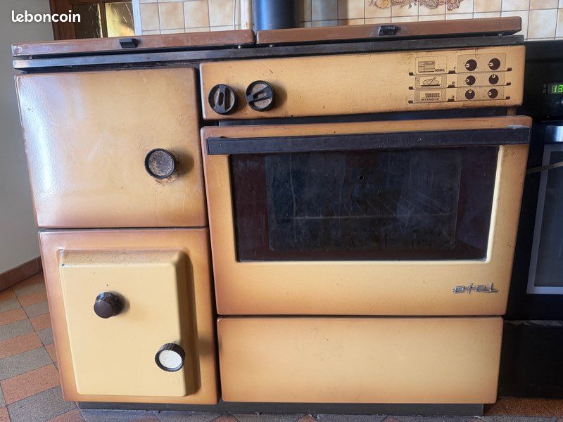 Vends cuisinière bois chauffage central (image 1)
