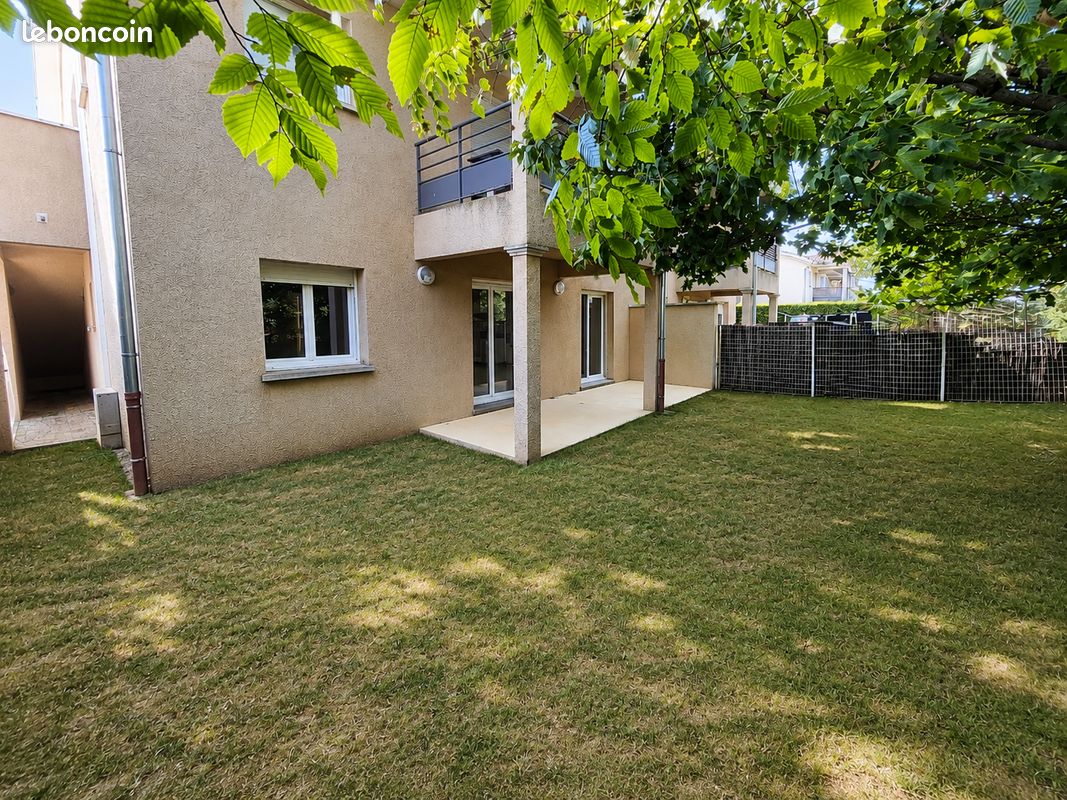 Appartement 3 pièces 78 m² · à Soucieu-en-Jarrest · 78 m² · 1 032 €