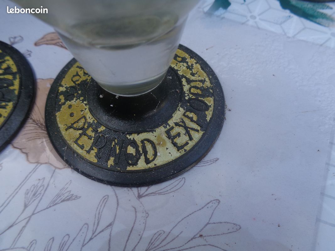 Pernod ancien verre pernod pied en bakélite vissé (image 2)