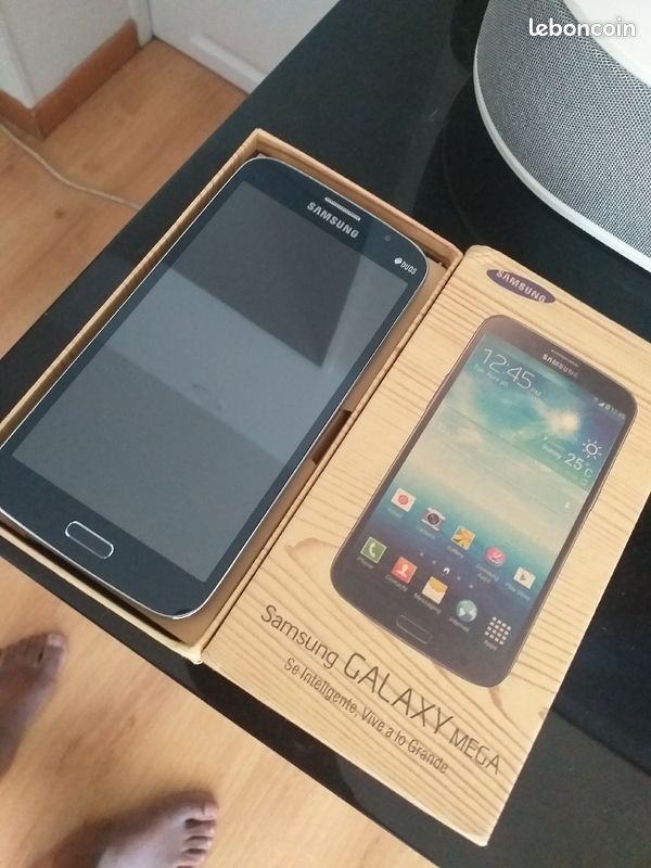 Samsung Galaxy méga noir en super état (image 1)