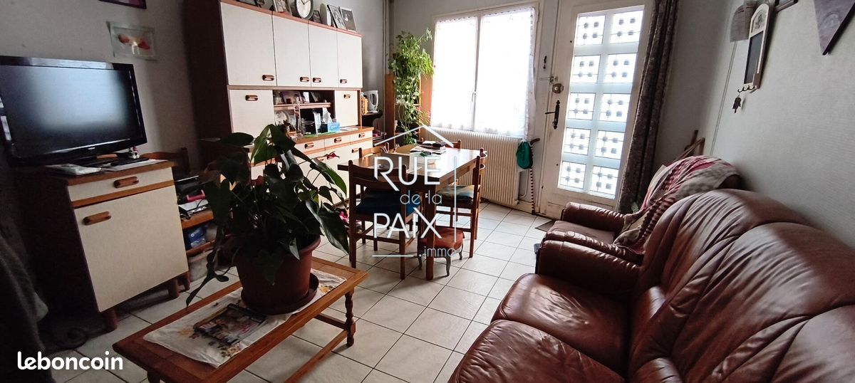 Maison 4 pièces 75 m² · à Parthenay · 75 m² · 61 500 €