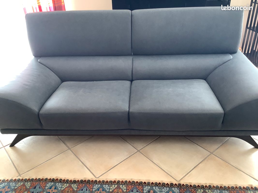 Canapé 3 Places Cuir Roche Bobois – Noir – Dimensions 90x70 Cm
