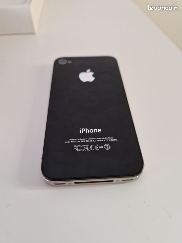 Iphone 4 Noir - 16Go - Très bon état (image 7)