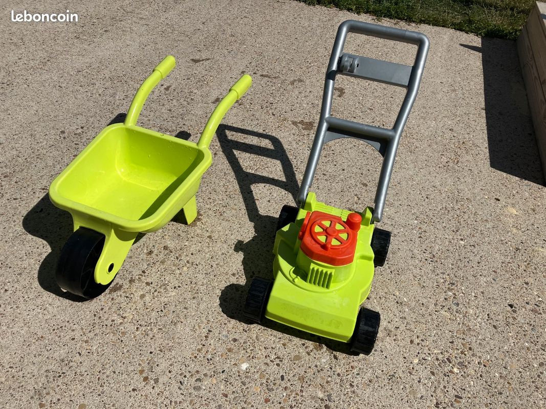 Ecoiffier Jouets 4560 - Brouette Jardin garnie - Jeu de Plein air pour Enfants - Dès 18 Mois - Origine France Garantie