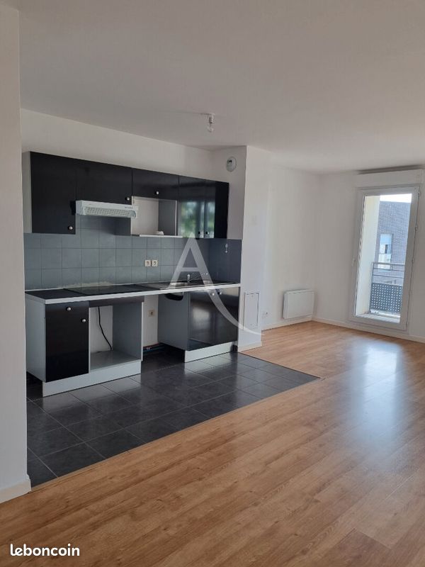 Appartement 2 pièces 54 m² · à Combs-la-Ville · 54 m² · 876 €/mois