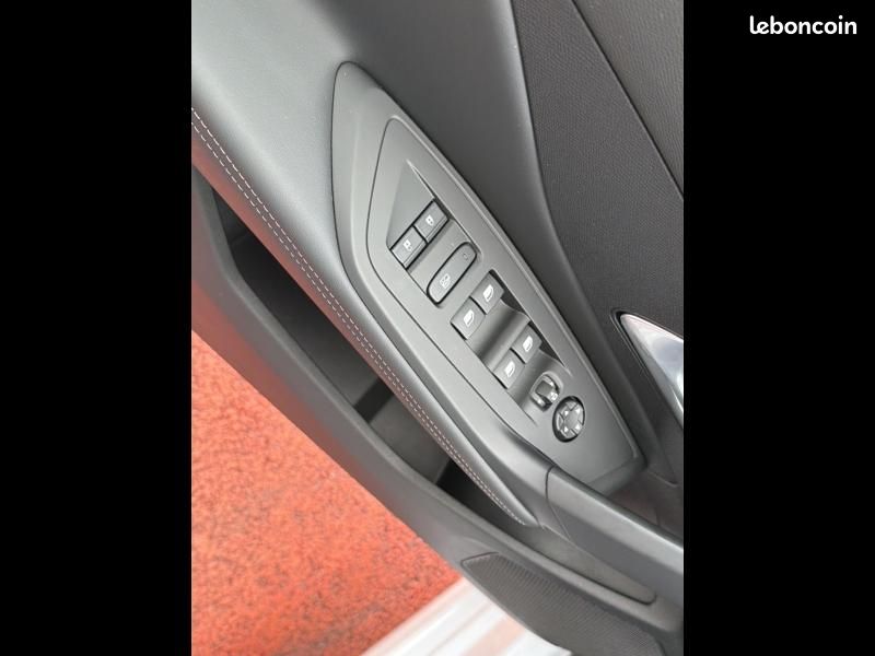 Peugeot 308 1.2 Hybrid 145ch Allure e-DCS6 (image 23)