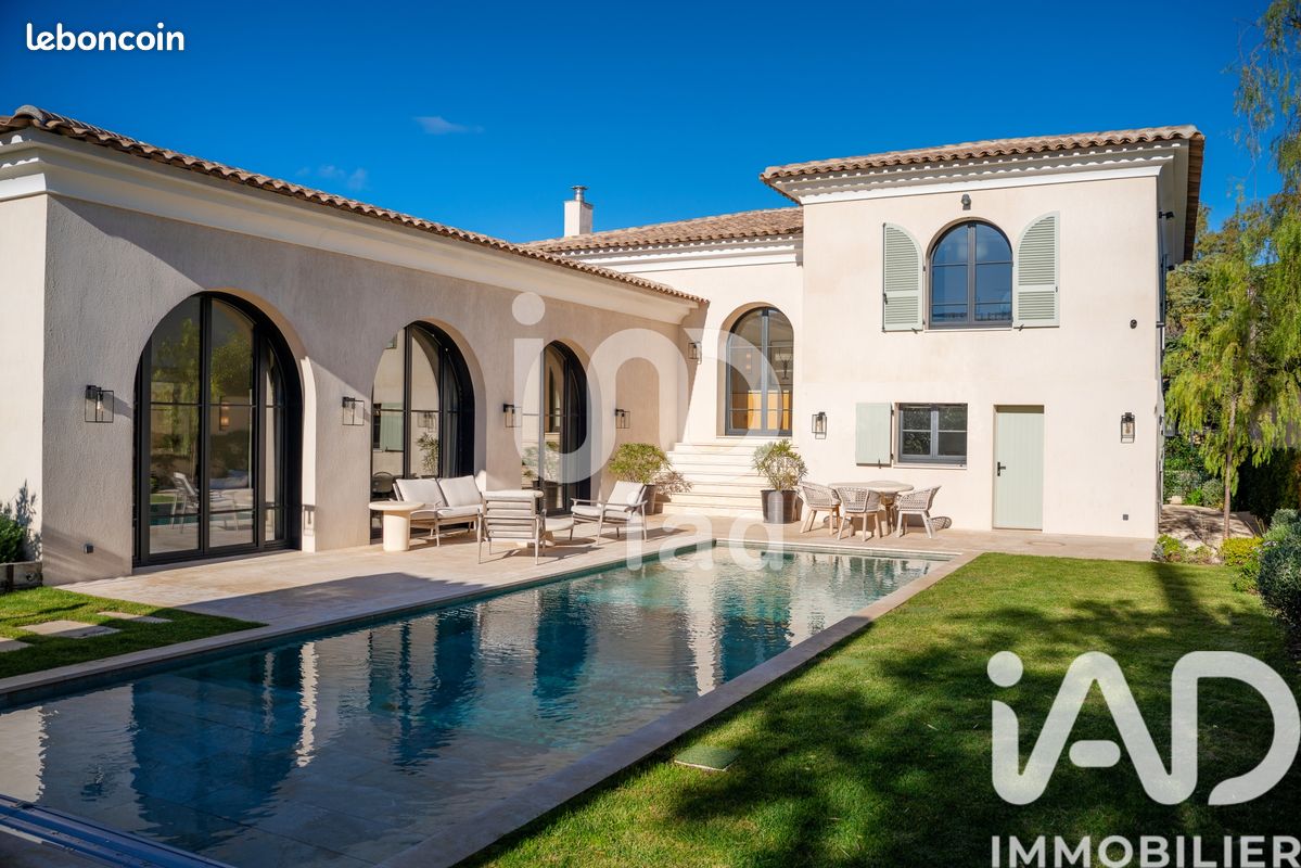 Maison 7 pièces 268 m² · à Saint-Tropez · 268 m² · 8 700 000 €