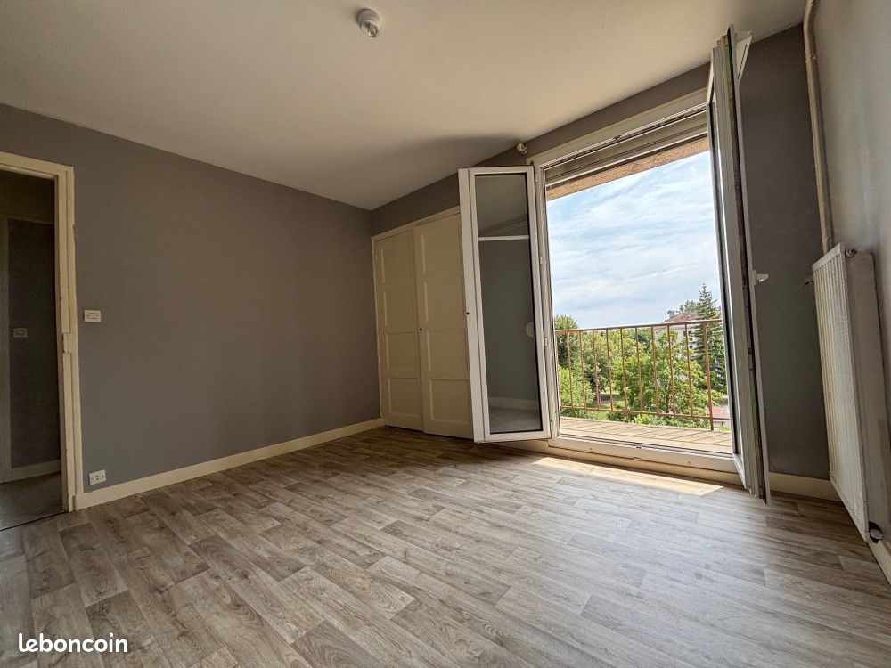Appartement 3 pièces 65 m² · à Sainte-Savine · 65 m² · 492 €/mois