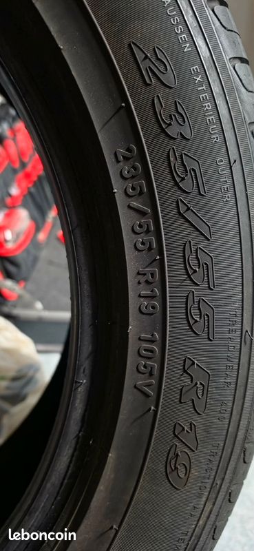 Pneus été pirelli 235/55 r19 (image 1)