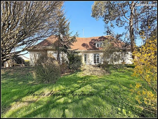 Maison 8 pièces 220 m²