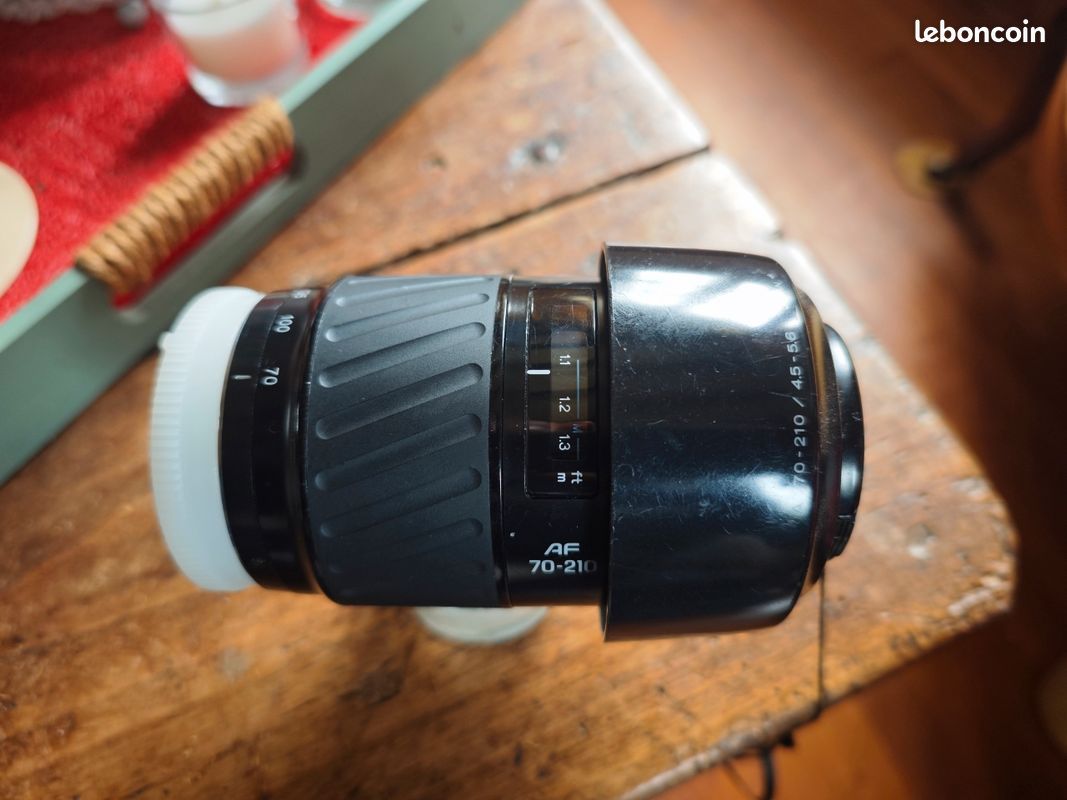 Objectif Minolta AF Zoom 70-210 Mm F/4.5-5.6 – Avec étui, Compatible Sony Alpha