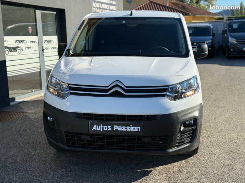 11 658 ht citroen berlingo van xl long 950kg bluehdi 100 s&s bvm5 club. 56 000kms. 1ere main (image 2)