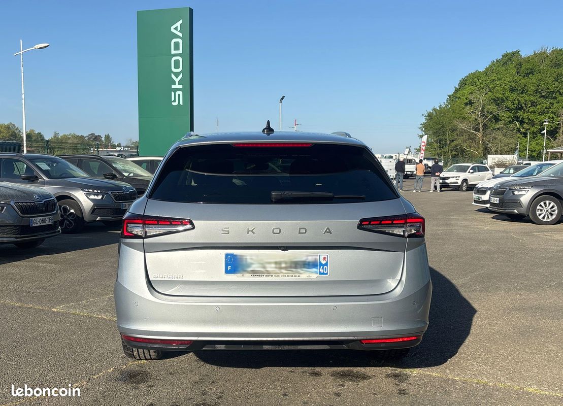 Skoda Superb Combi 1.5 TSI ACT 150ch mHEV Laurin & Klement DSG7 (image 7)