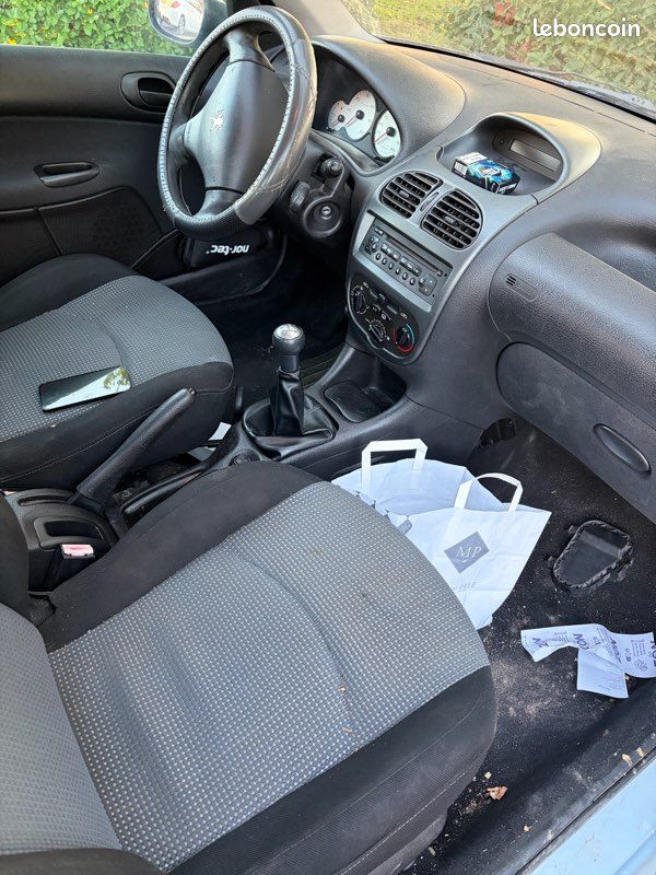 206 hdi (image 3)