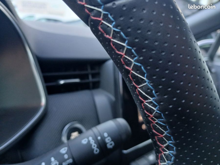 Renault Clio V 1.0 TCe 90 BVM6 ESPRIT ALPINE GPS 9.3" Cockpit JA17 (image 19)