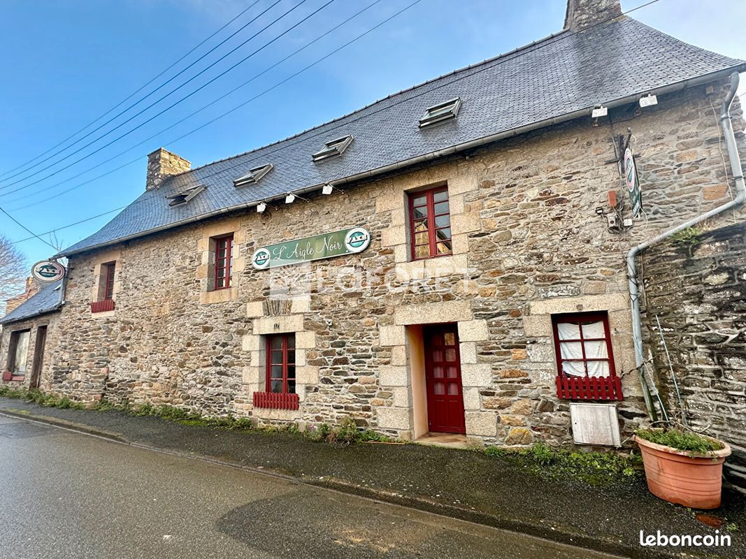 Maison 8 pièces 265 m² · à Tréguier · 265 m² · 159 000 €
