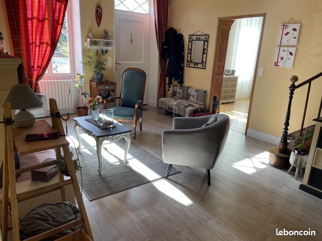 Maison 6 pièces 180 m² - Val-de-Cognac 16370 Richemont (image principale 10)