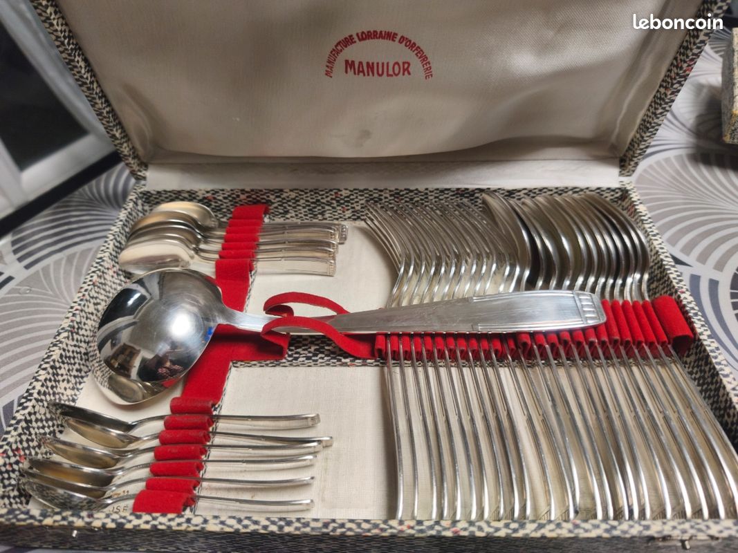 Ménagère en métal argenté 37 pièces complète - brocante