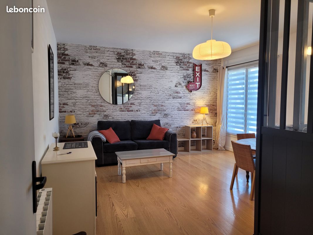 Appartement 1 pièce 39 m² · à Blois · 39 m² · 496 €
