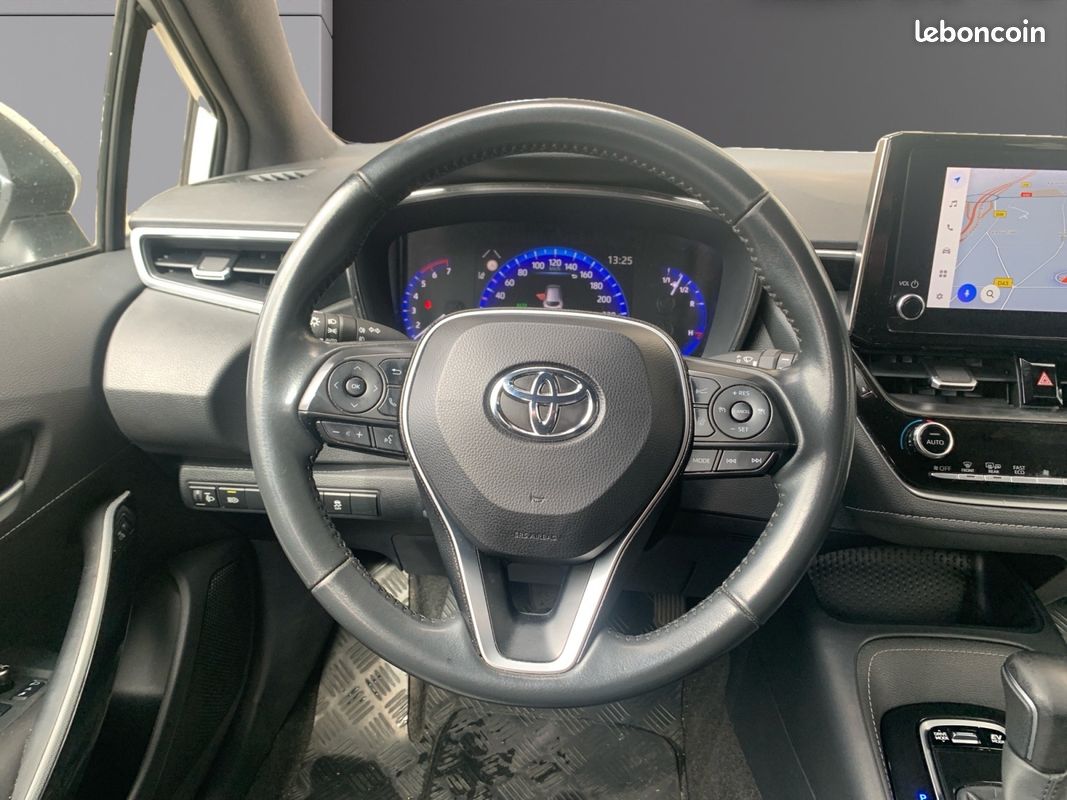 TOYOTA COROLLA XII (2) 1.8 HYBRIDE 122H ACTIVE 98Ch Garantie 12 mois (image 13)