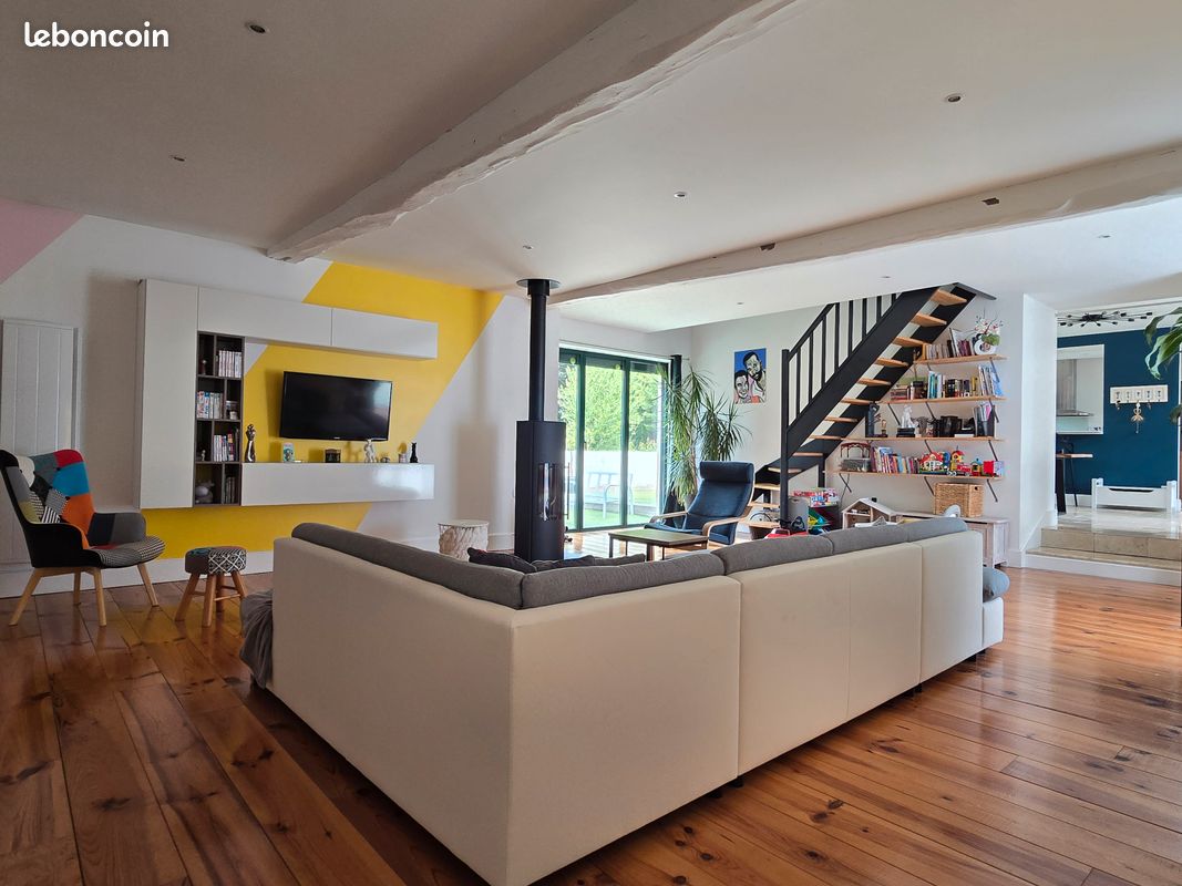 Maison 6 pièces 175 m² · à Saint-Pourçain-sur-Sioule · 175 m² · 250 000 €