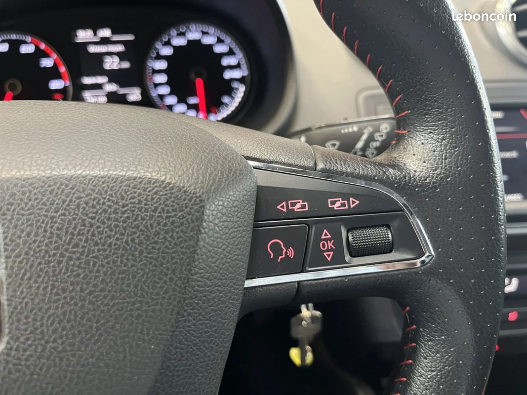 SEAT IBIZA 1.0 TSI 110 FR - CUIR ALCANTARA - TOIT OUVRANT - GPS - CLIM Auto - (image 20)