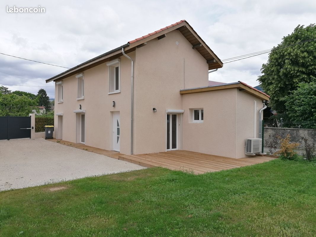 Maison 5 pièces 93 m² · à Voiron · 93 m² · 279 000 €