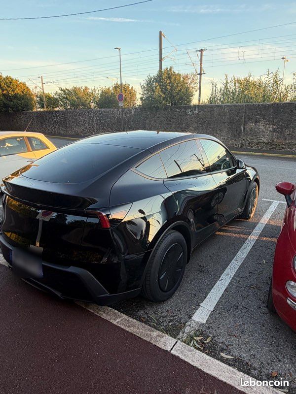 Iinstagram Model Tesla model y - Voitures