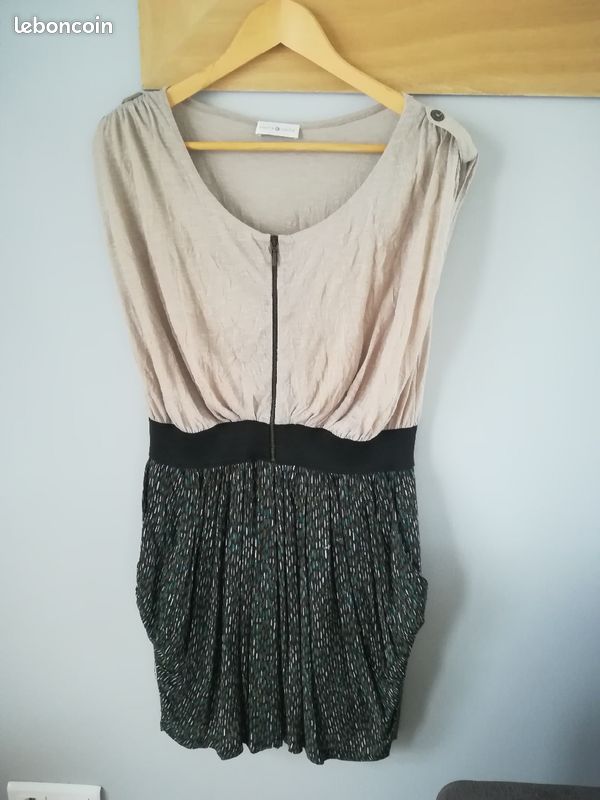 Robe bicolore taille 40. Cache cache (scmsm) (image 1)