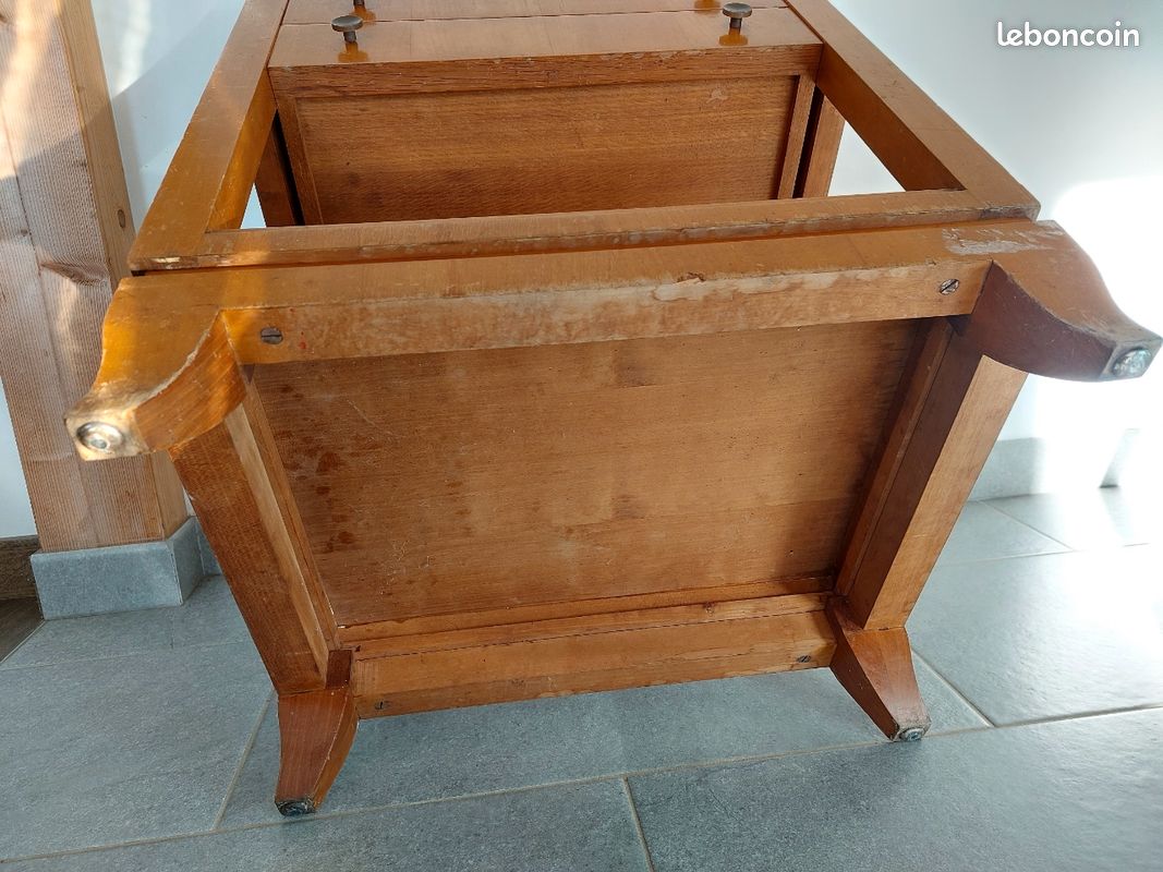 Table d'appoint/ chevet (image 7)