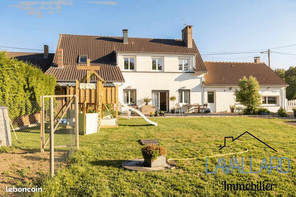 Maison 8 pièces 197 m² · à Prouville · 197 m² · 295 000 €
