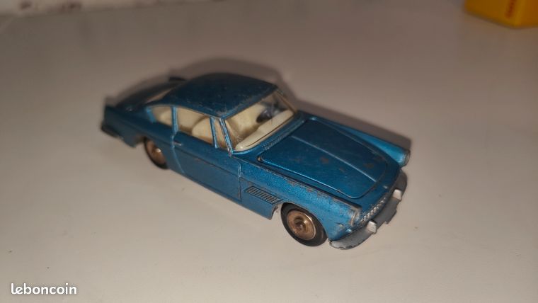Dinky Toys 515 Ferrari 250 GT (D'occasion) à Binningen pour CHF 25