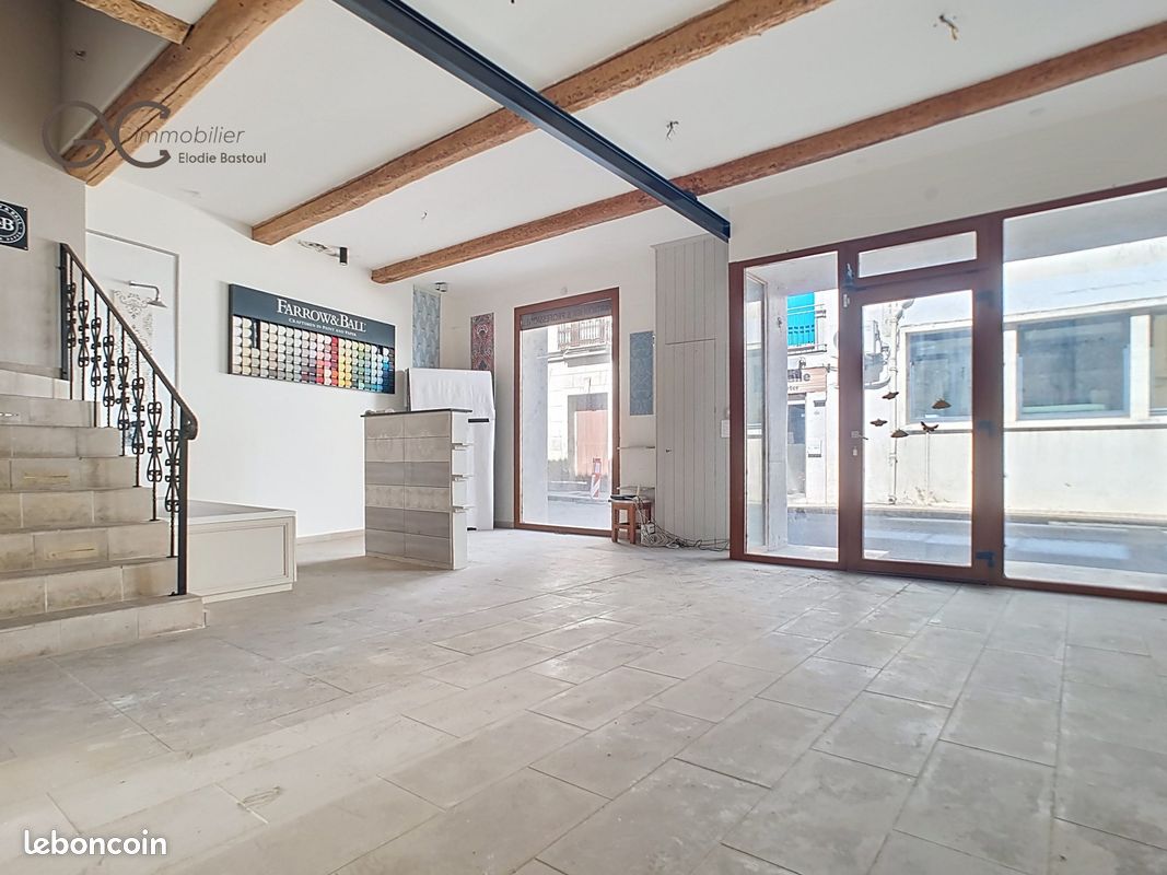Immeuble 215 m² · à Saint-Chinian · 215 m² · 190 000 €