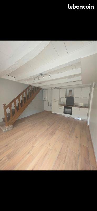 Maison 3 pièces 70 m² · à Razès · 70 m² · 680 €/mois