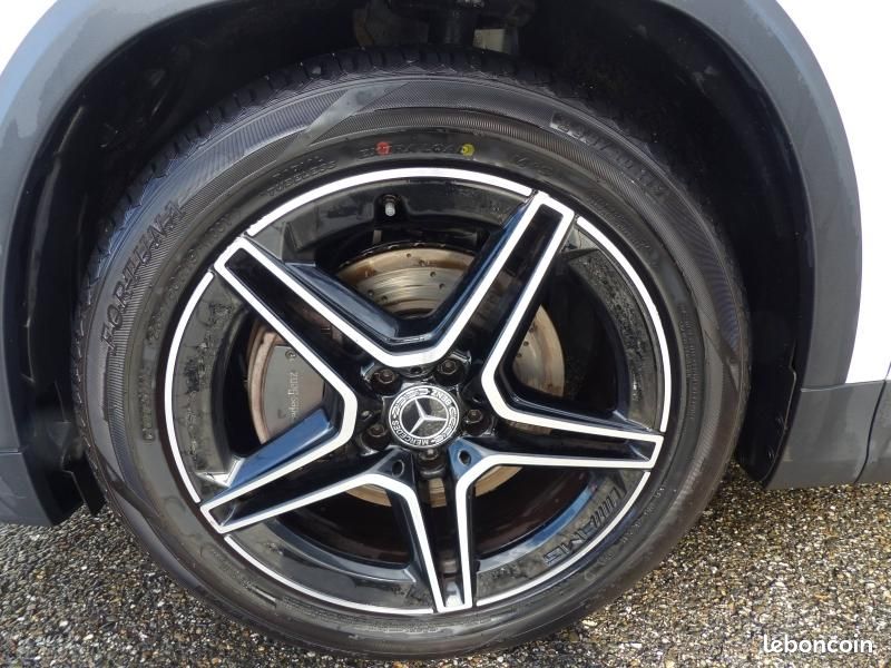 Mercedes-benz GLA 200 D 150ch AMG Line 8G-DCT (image 9)