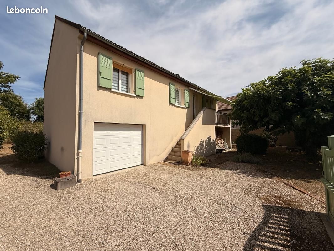 Maison 4 pièces 82 m² · à Genlis · 82 m² · 240 000 €