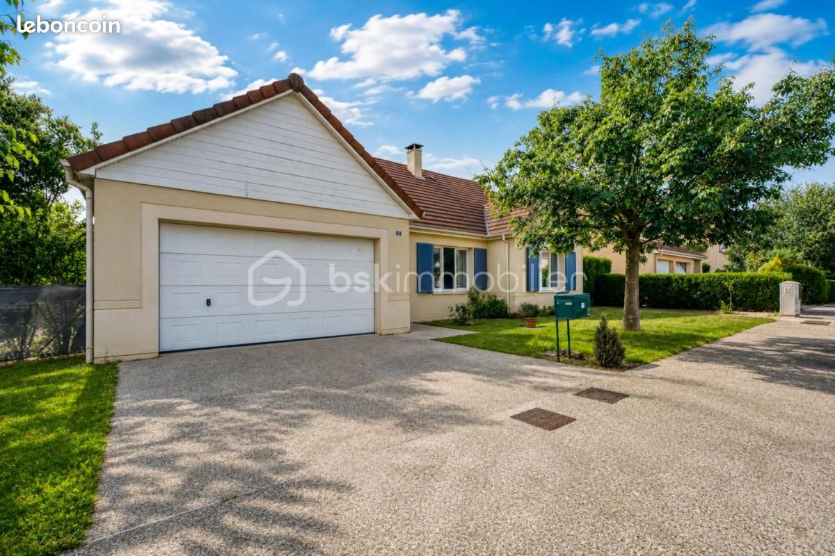 Maison 6 pièces 137 m² · à Roissy-en-Brie · 137 m² · 499 900 €