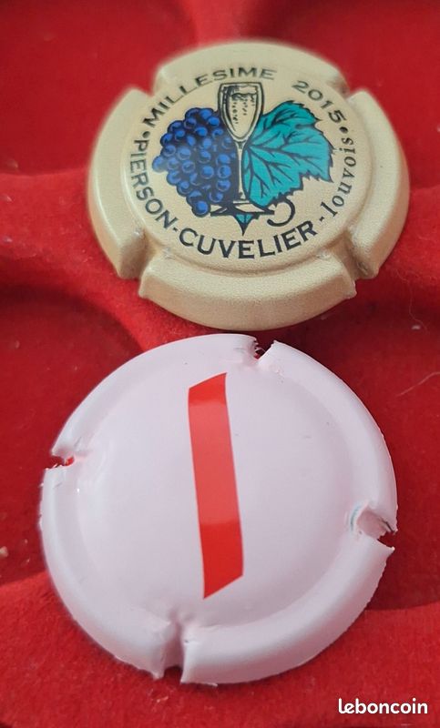 2 capsules de champagne cuveliee+new mumm (image 1)