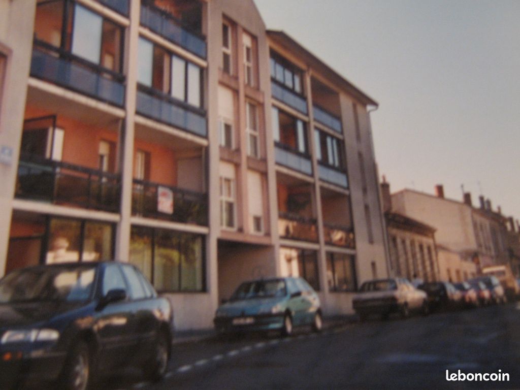 Appartement 3 pièces 65 m² - Bordeaux 33800 (image principale 0)