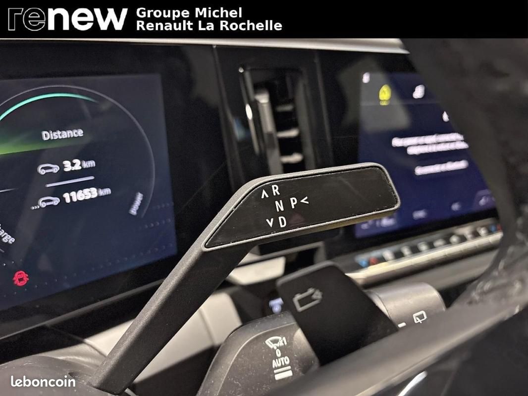 Renault Mégane E-TECH EV40 130ch standard charge Equilibre (image 12)