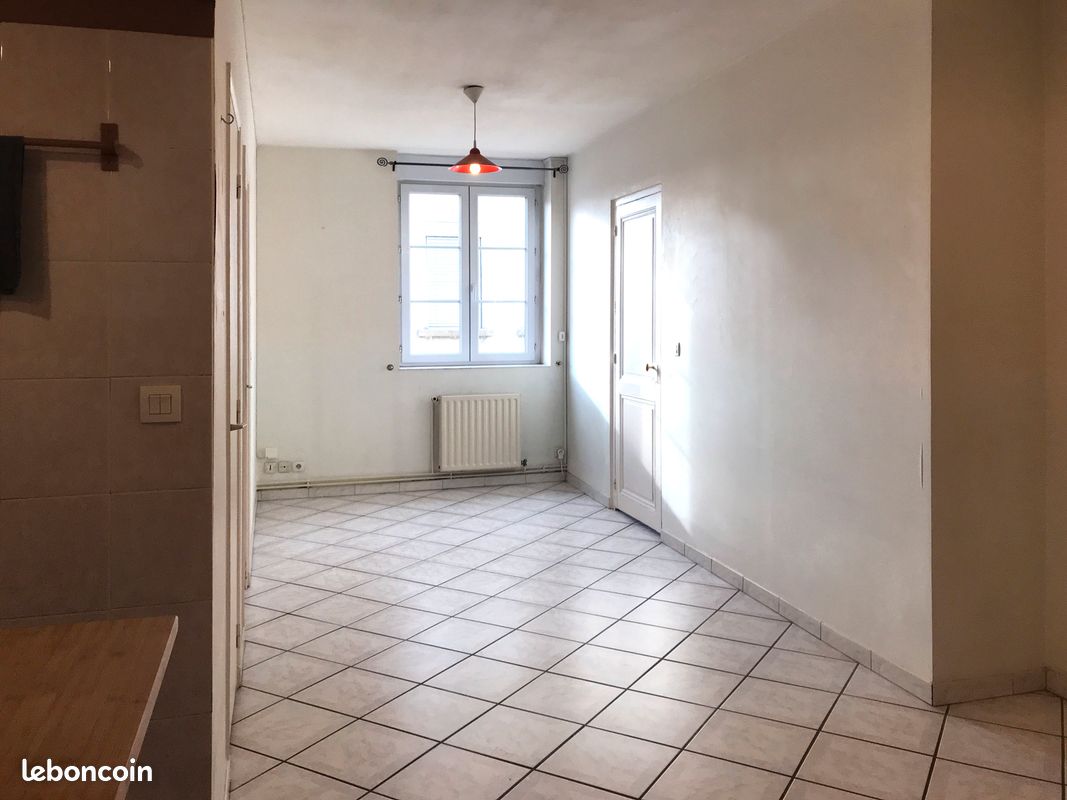 Appartement 3 pièces 41 m² · à Lyon · 41 m² · 820 €