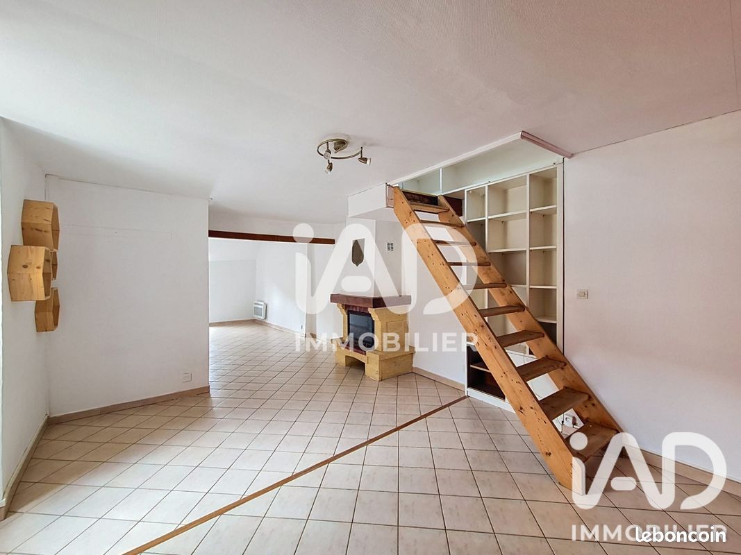 Appartement 2 pièces 55 m² · à Corbeil-Essonnes · 55 m² · 119 900 €