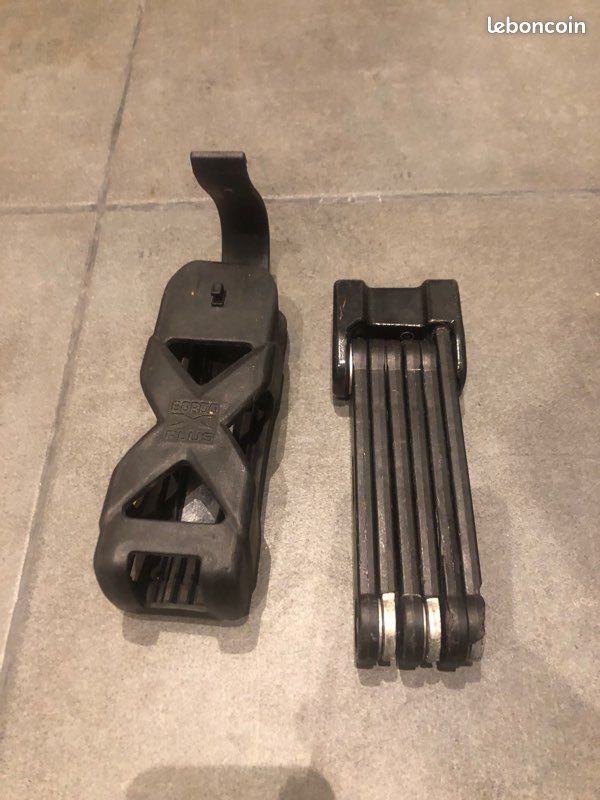 Cadenas abus sécurité 15/15 (image 1)