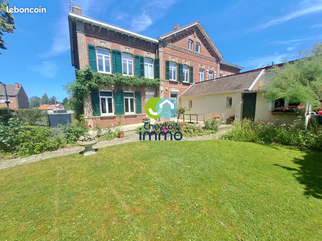 Maison 5 pièces 210 m² · à Liévin · 210 m² · 314 000 €