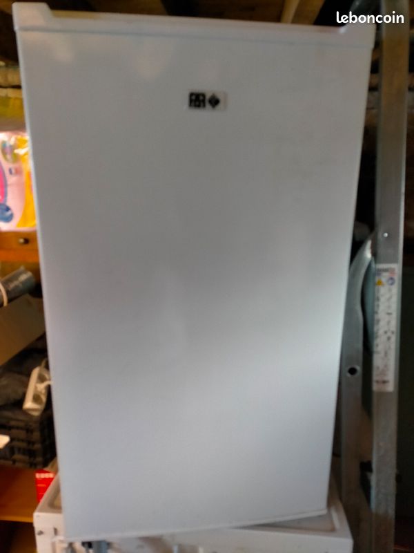 Frigidaire (image 1)